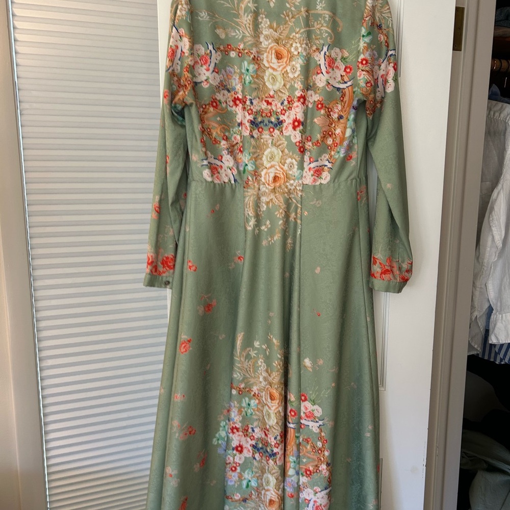 Vintage Green and Red Floral Kimono - Picture 3 of 3